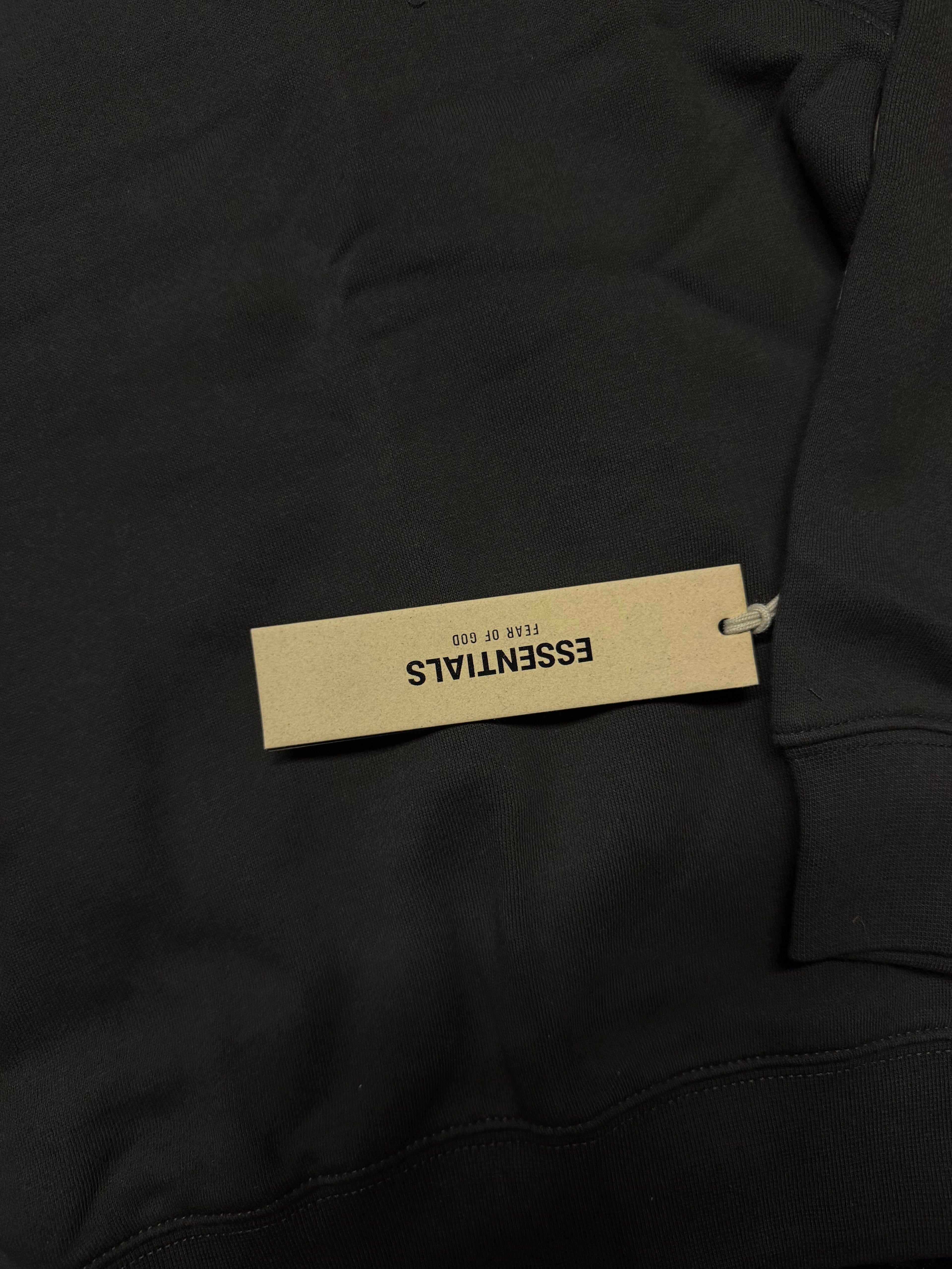 Fear of God Essentials Crewneck – Black “1977” Logo Sweatshirt