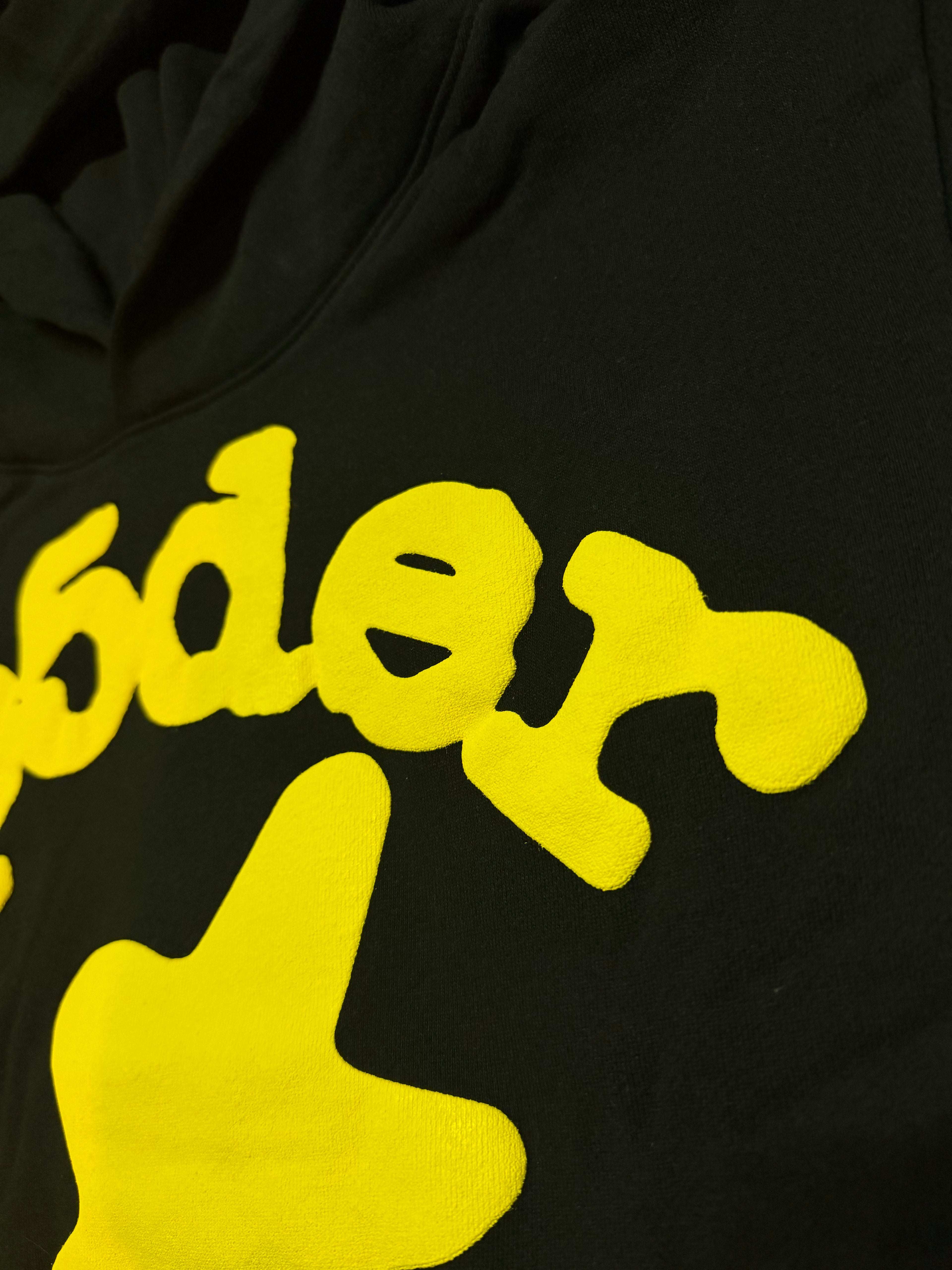 Sp5der Beluga Hoodie - Black/Yellow