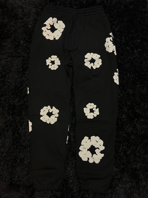 Denim Tears Cotton Wreath Sweatsuit (Black / White)